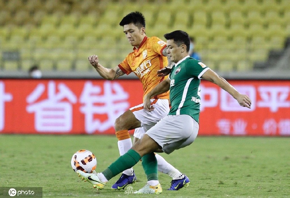 [中超联赛]武汉长江0-3深圳队
