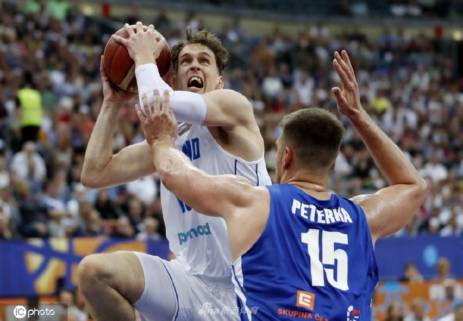 [男篮欧洲杯]芬兰98-88捷克