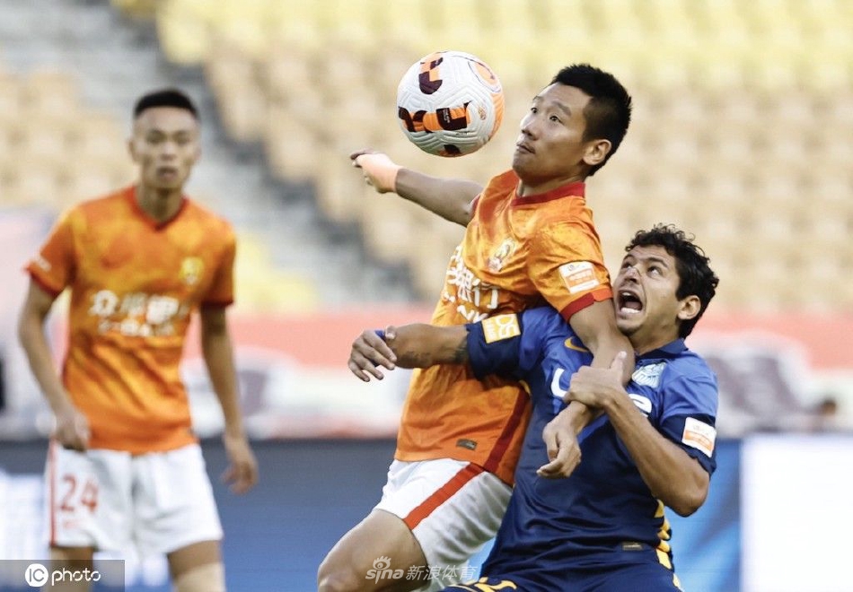 [中超]武汉长江2-1广州城