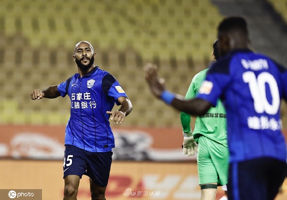 [中超联赛]武汉长江1-4沧州雄狮