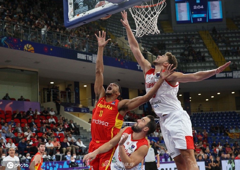 [男篮欧洲杯]西班牙72-69土耳其