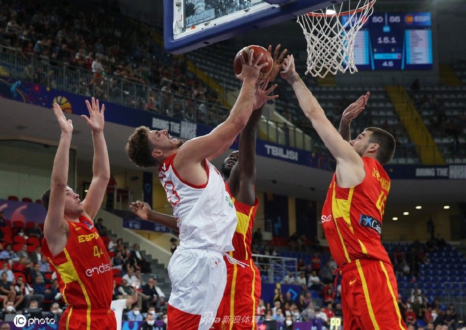 [男篮欧洲杯]西班牙72-69土耳其
