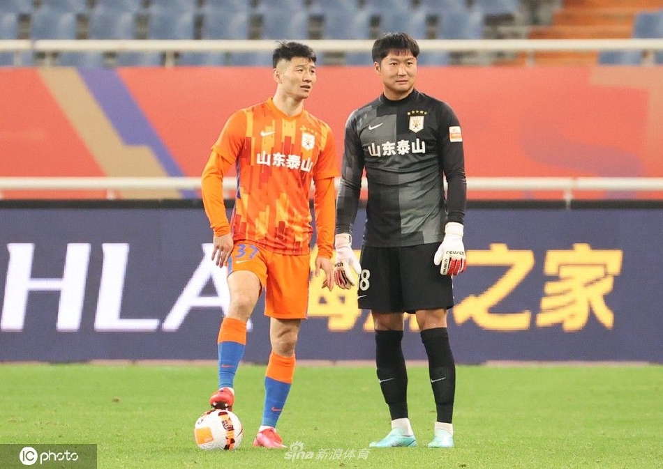 [中超]山东泰山4-1天津津门虎