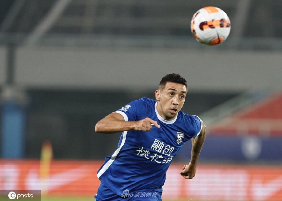 [中超]武汉三镇3-0梅州客家