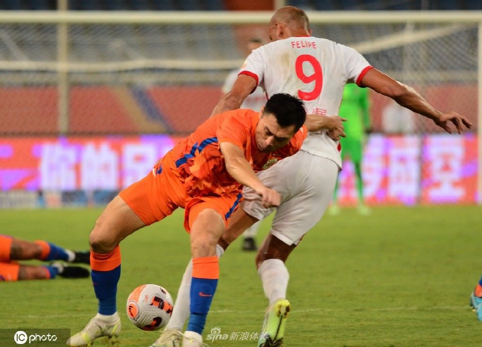 [中超联赛]山东泰山2-1成都蓉城