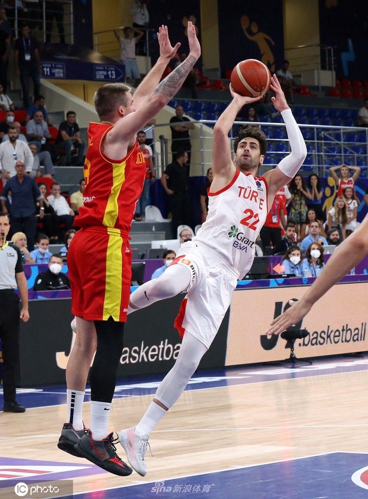 [男篮欧洲杯]土耳其72-68黑山