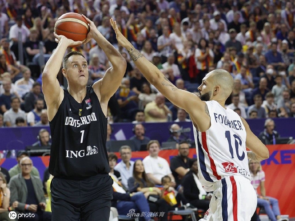 [男篮欧洲杯]德国76-63法国