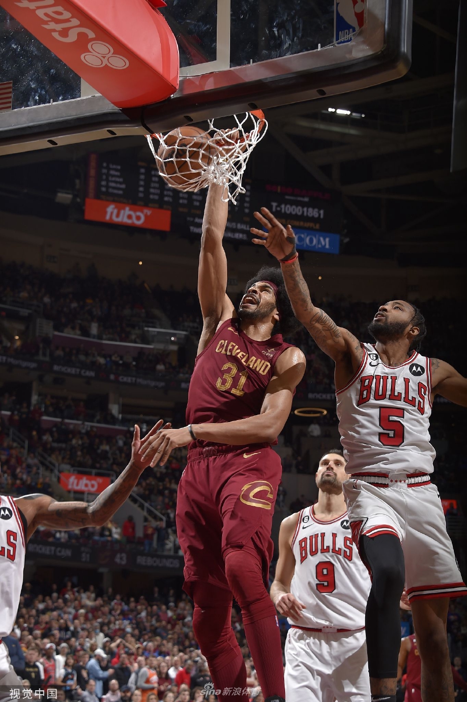 [NBA]骑士145-134加时擒公牛 米切尔轰71分