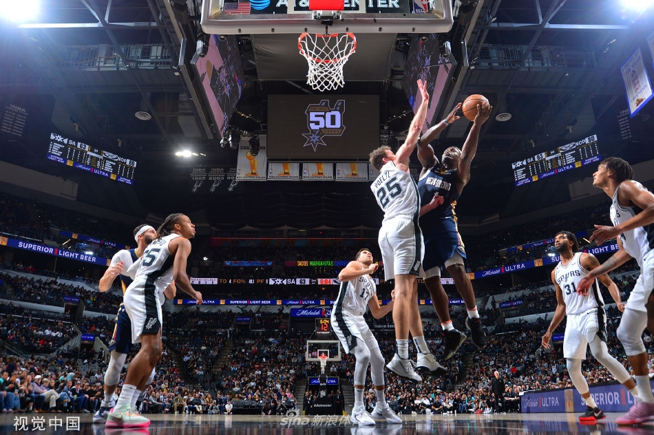[NBA]鹈鹕129-110大胜马刺 锡安32+11