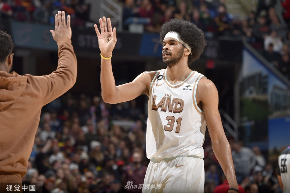 [NBA]骑士110-102击败雷霆 勒韦尔22分