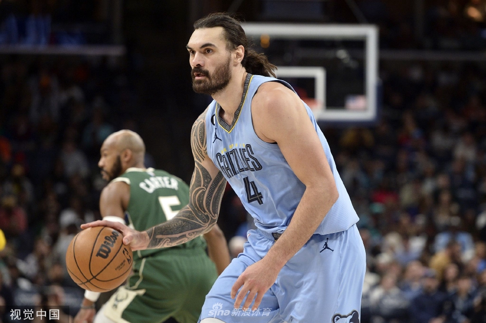 [NBA]灰熊142-101擒雄鹿 莫兰特25+10+10