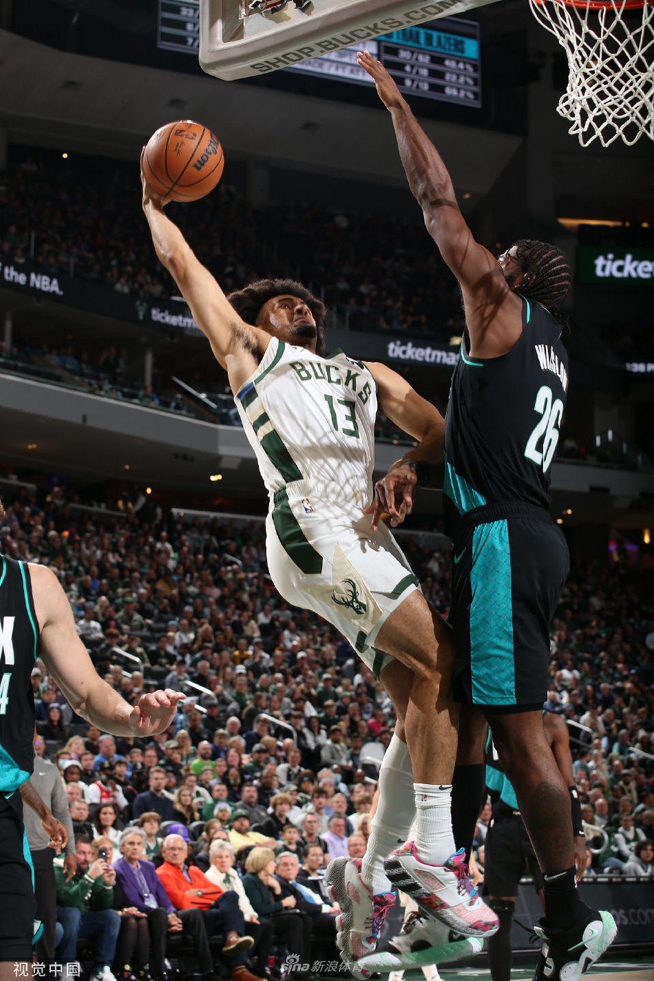 [NBA]雄鹿119-111力克开拓者 字母哥37+7+6