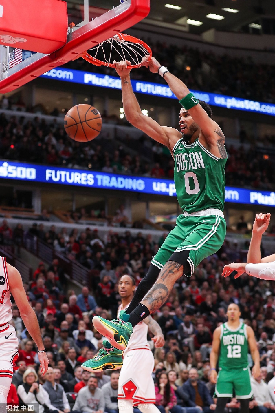 [NBA]公牛121-107绿军 德罗赞28＋8双探花空砍53分