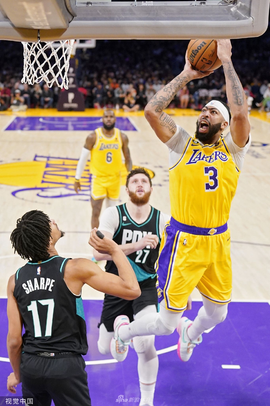 [NBA]湖人128-109开拓者 詹姆斯31+7+8浓眉27+12