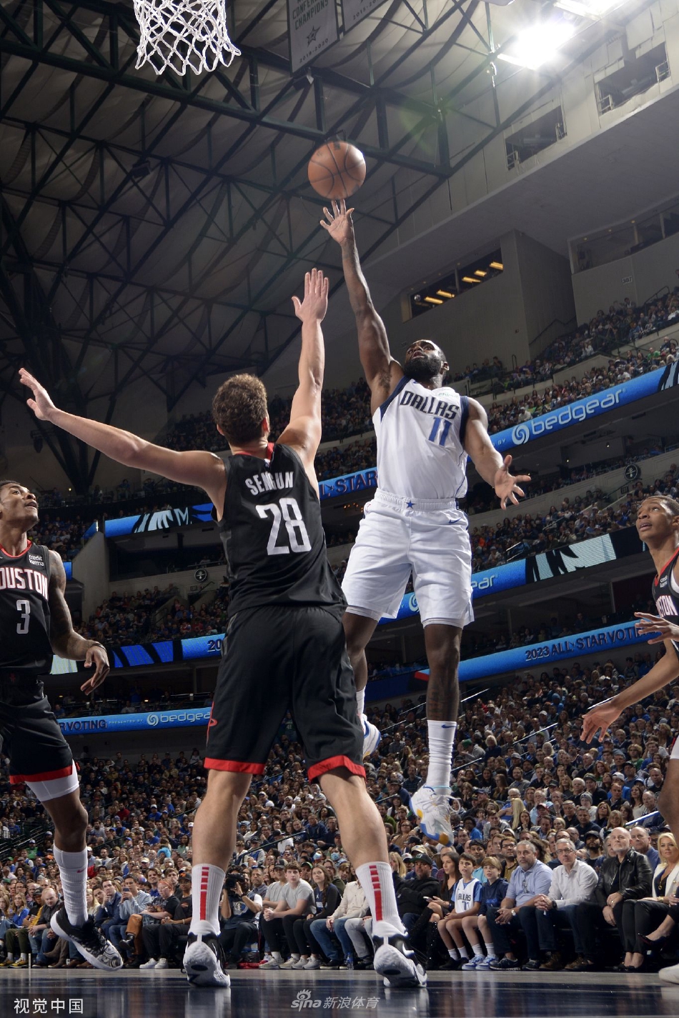 [NBA]独行侠129-114火箭 东契奇大三双