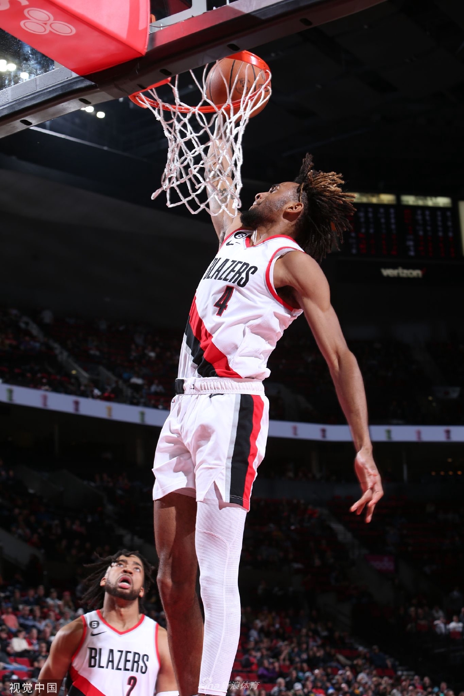 [NBA]开拓者135-106大胜活塞 格兰特36分