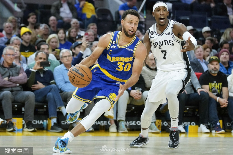 [NBA]勇士132-95大胜马刺 普尔36分库里三节16+5+5