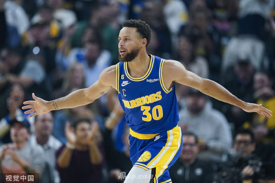 [NBA]勇士132-95大胜马刺 普尔36分库里三节16+5+5