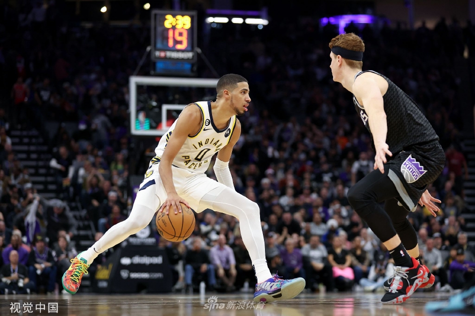 [NBA]国王137-114大胜步行者 巴恩斯22分蒙克20+4+6