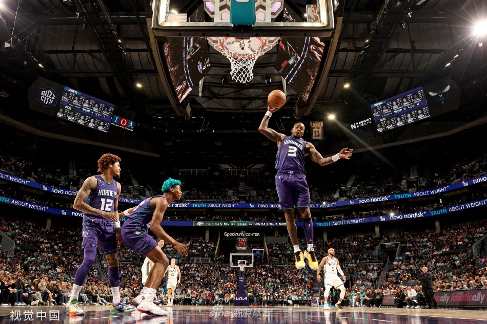 [NBA]雄鹿105-96力克黄蜂 波蒂斯20+8+7