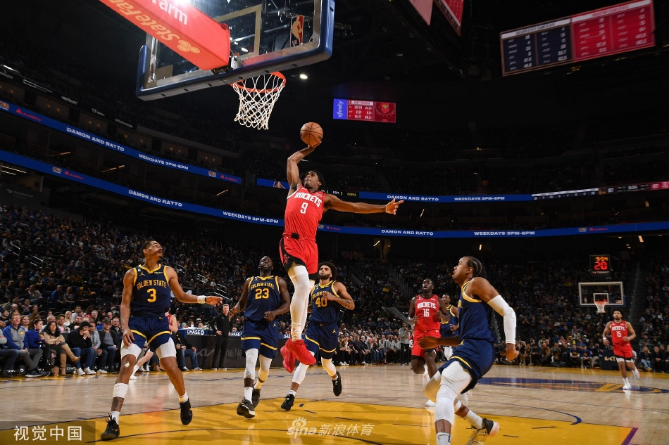 [NBA]勇士120-101大胜火箭 库里30+10维金斯36+5