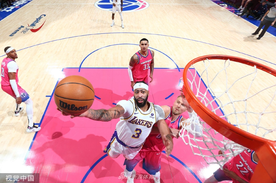 [NBA]湖人130-119战胜奇才 戴维斯55+17詹姆斯29分