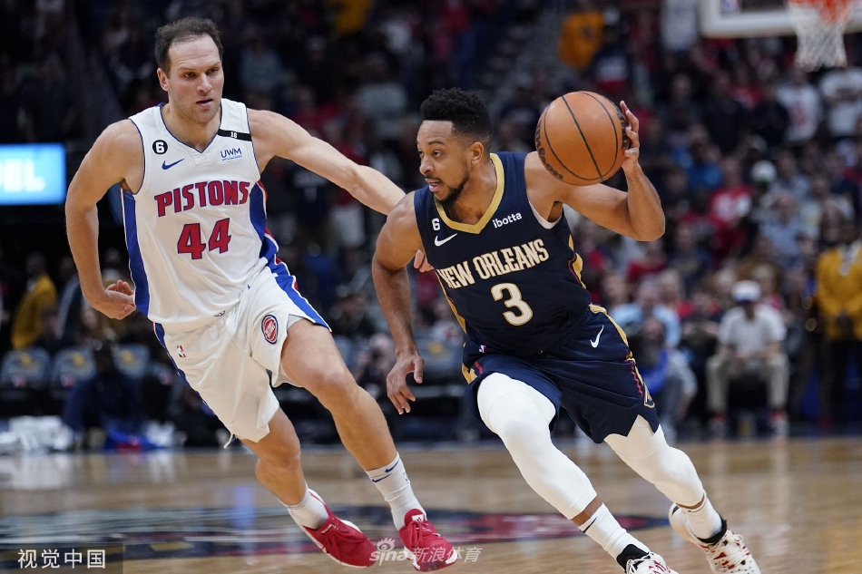 [NBA]鹈鹕104-98活塞 锡安29+10+5瓦兰14+12