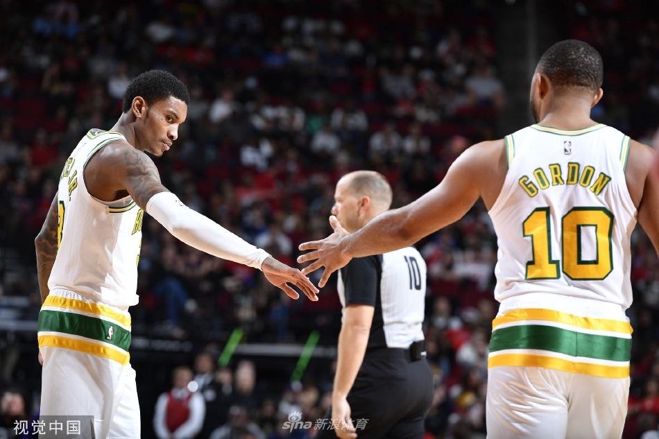 [NBA]雄鹿92-97火箭