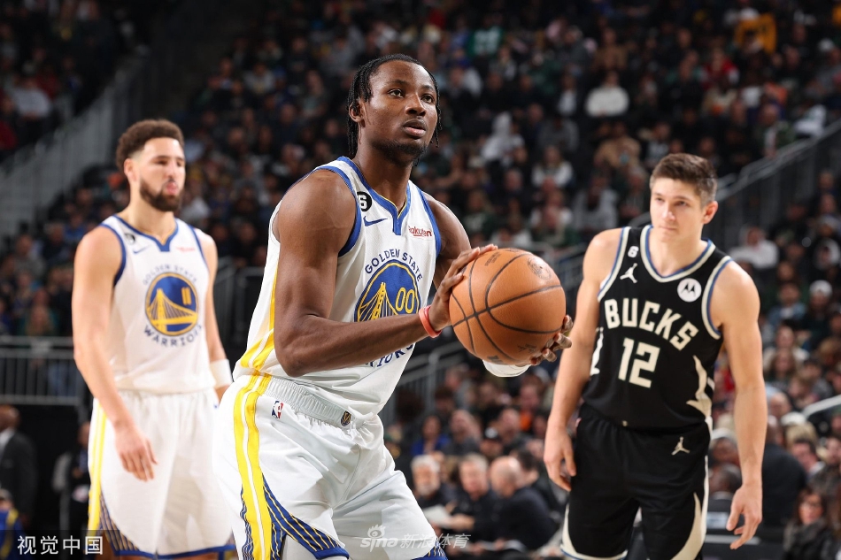 [NBA]雄鹿128-111轻取勇士 字母哥30+12+5