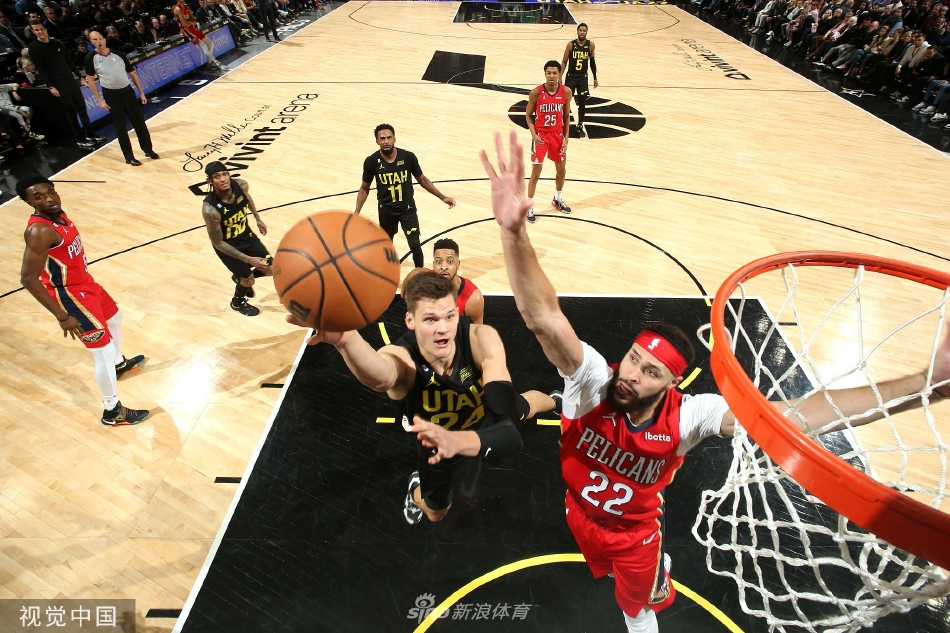 [NBA]爵士121-100鹈鹕 比斯利21分