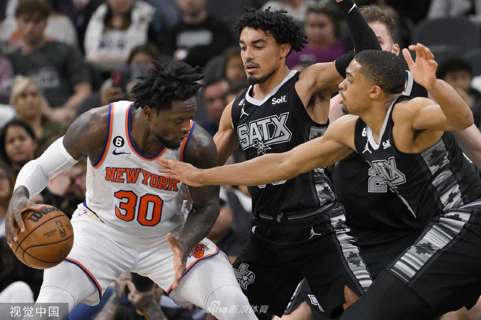 [NBA]马刺122-115尼克斯 约翰逊30分