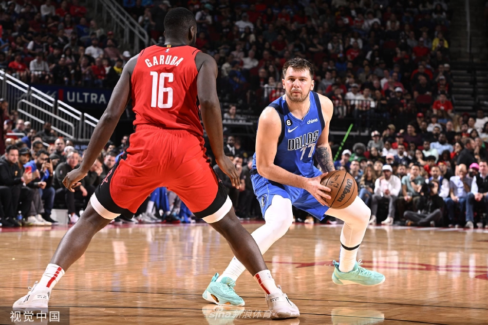 [NBA]独行侠111-106击落火箭 东契奇39分