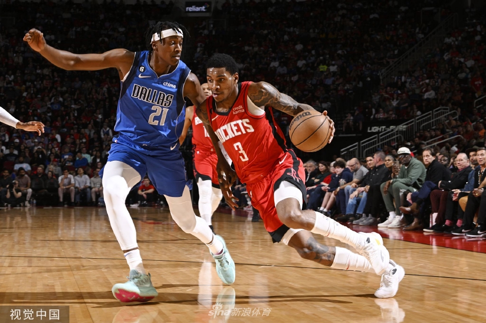 [NBA]独行侠111-106击落火箭 东契奇39分