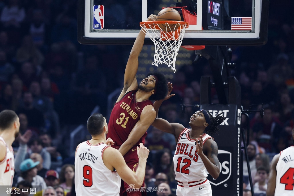 [NBA]骑士145-134加时擒公牛 米切尔轰71分