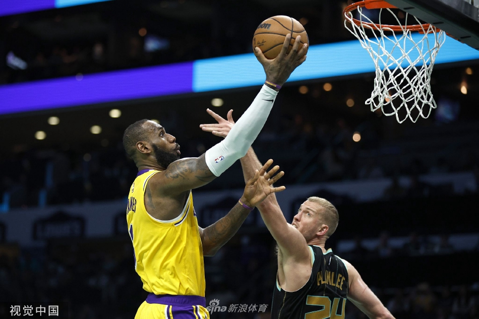 [NBA]湖人121-115击败黄蜂 詹姆斯43+11+6