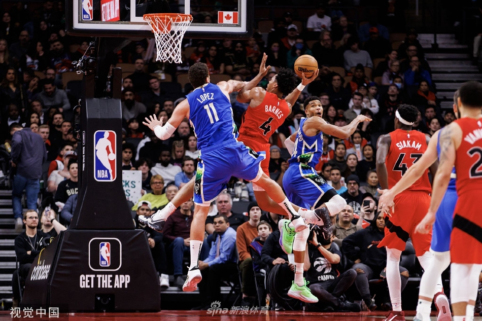 [NBA]雄鹿加时104-101猛龙 字母哥三双