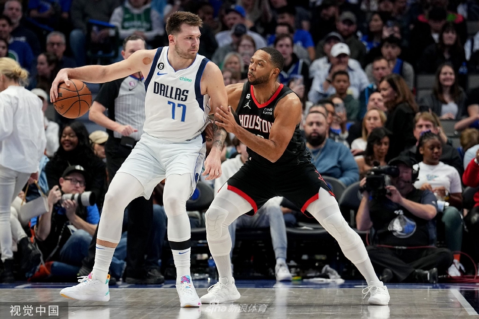 [NBA]独行侠129-114火箭 东契奇大三双