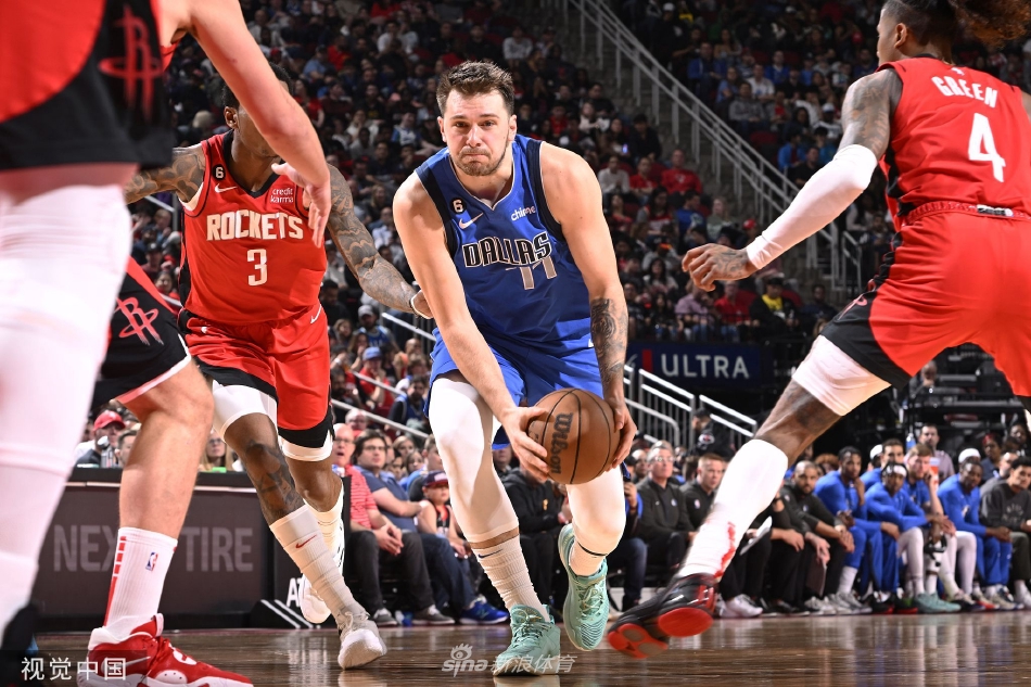 [NBA]独行侠111-106击落火箭 东契奇39分