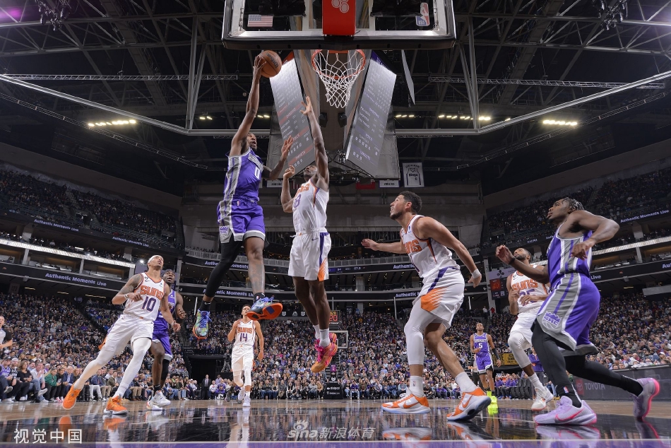 [NBA]太阳122-117险胜国王 布克44+8+4+6蒙克30+8