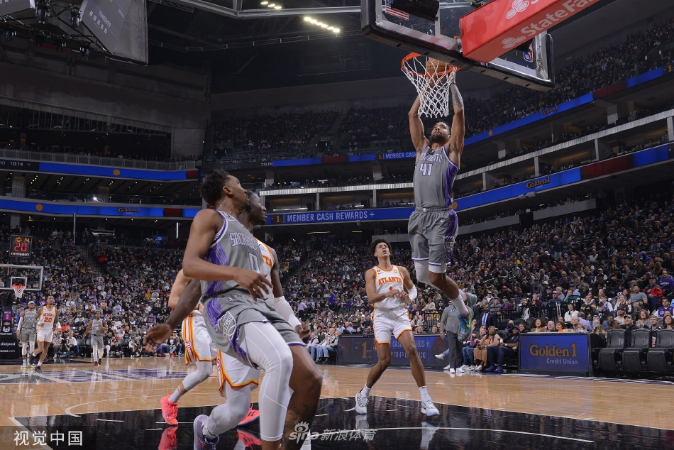 [NBA]老鹰120-117国王 特雷・杨21分