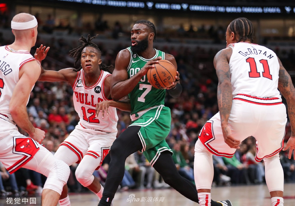 [NBA]公牛121-107绿军 德罗赞28＋8双探花空砍53分