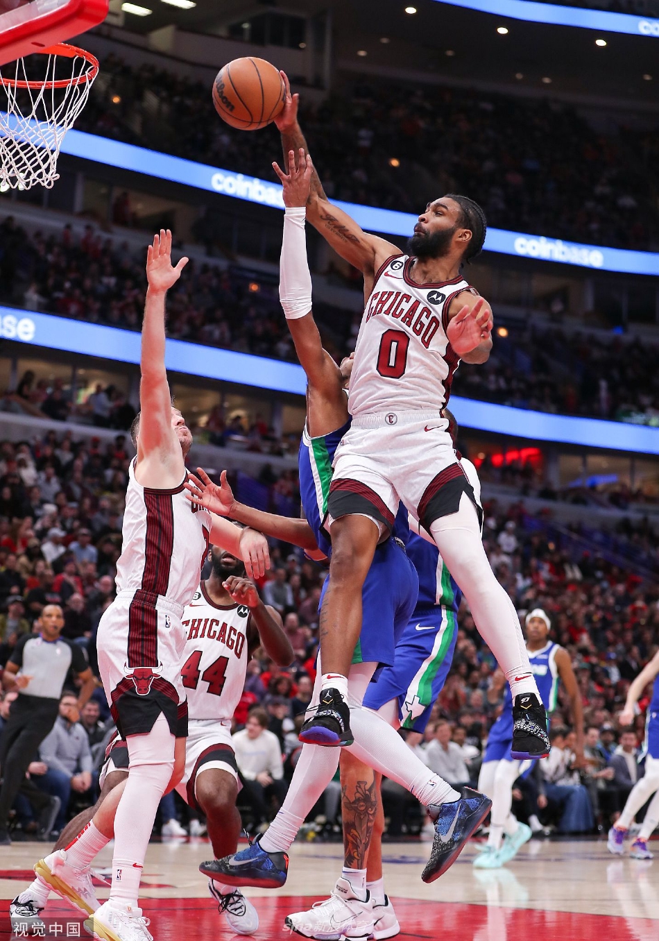 [NBA]公牛144-115独行侠 德罗赞28+9+5