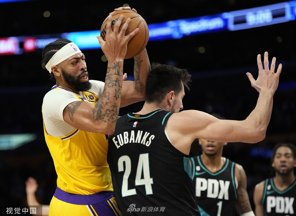 [NBA]湖人128-109开拓者 詹姆斯31+7+8浓眉27+12