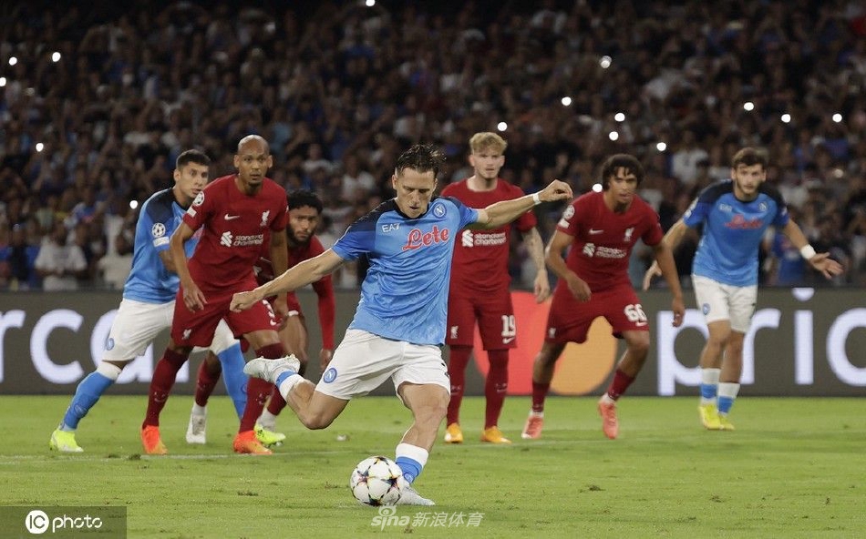 [欧冠]那不勒斯4-1利物浦
