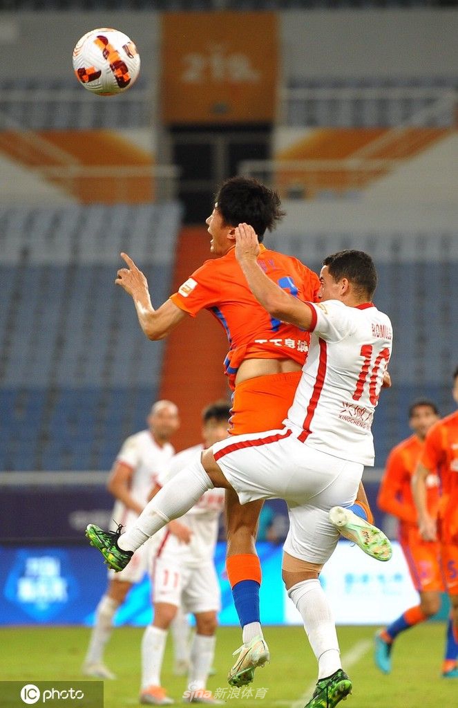 [中超联赛]山东泰山2-1成都蓉城