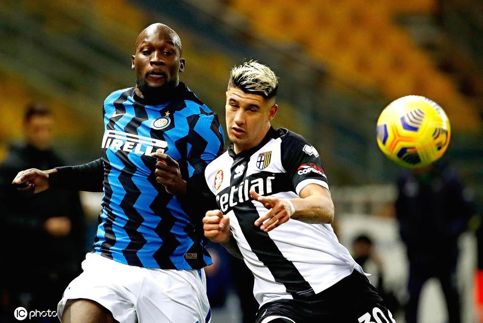 [意甲]帕尔马1-2国米 桑切斯两球