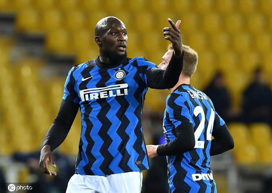 [意甲]帕尔马1-2国米 桑切斯两球