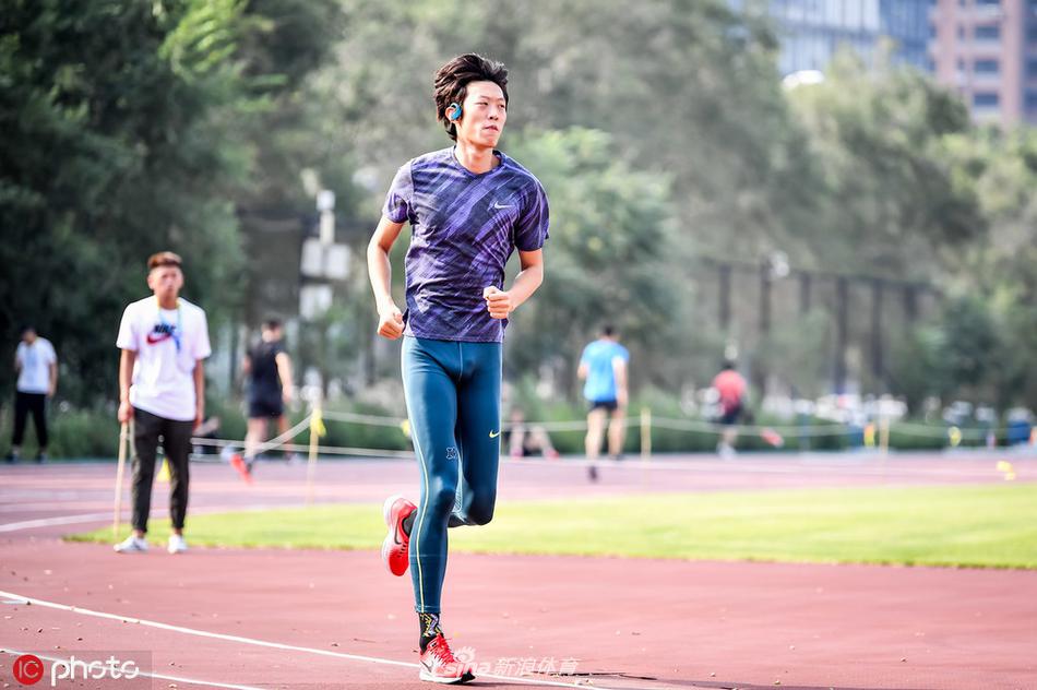 张国伟备战世锦赛选拔赛