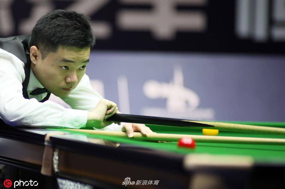 中锦赛丁俊晖3-5赵心童