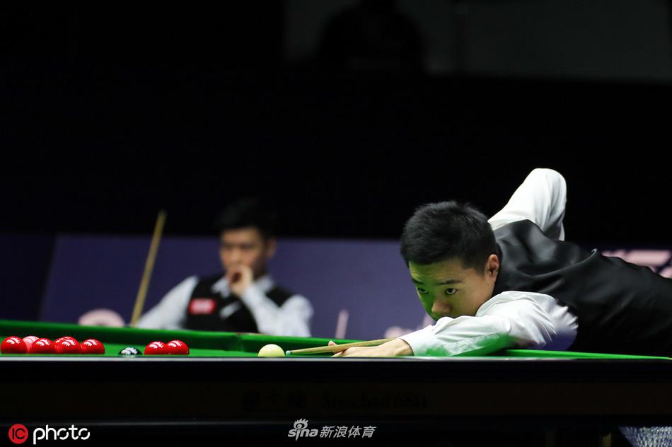 中锦赛丁俊晖3-5赵心童